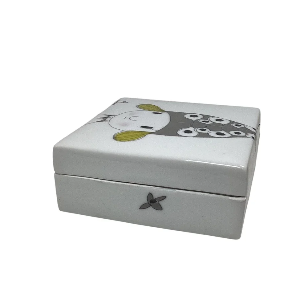 Tozai Home Chiratorn Chirapravati Palais de Baan Mor Ceramic Trinket Box 4x4x2